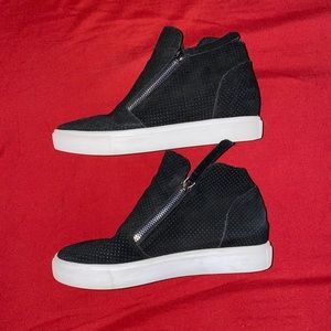 Steve Madden Caliber Sneaker